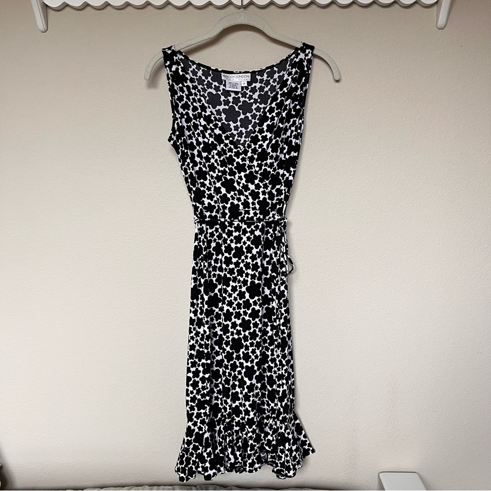 Maggy London Black and White Floral  Dress